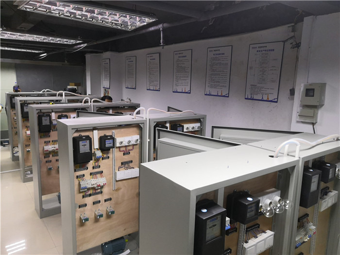 東莞大朗附近哪里有離我最近的電工培訓學校 東莞大朗附近哪里有離我最近的電工培訓學校